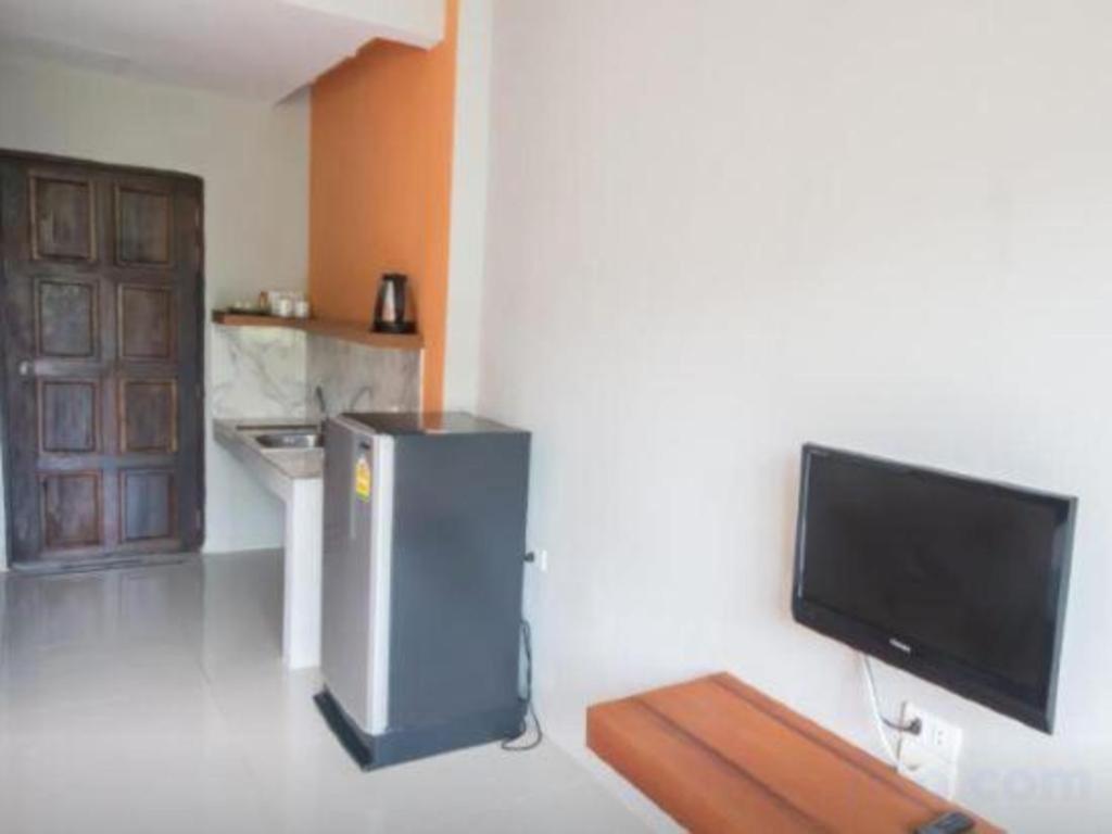 Hotell The Living Pool 3*