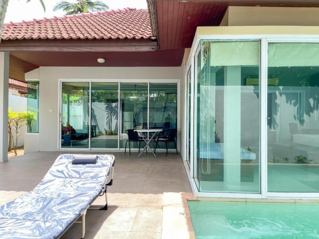 The Living Pool Koh Samui